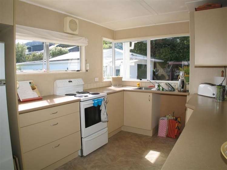 20 Leicester Street Picton_3