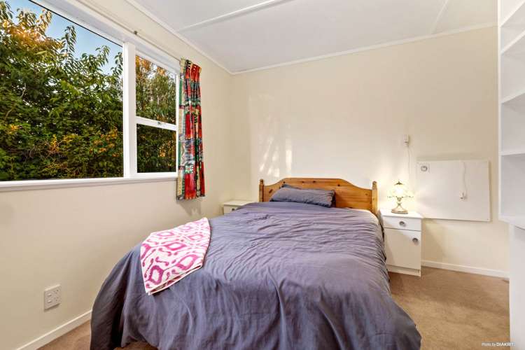 32 Mile Road Bombay_9