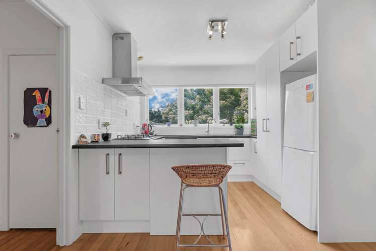 2/1 Grassways Avenue Pakuranga_7