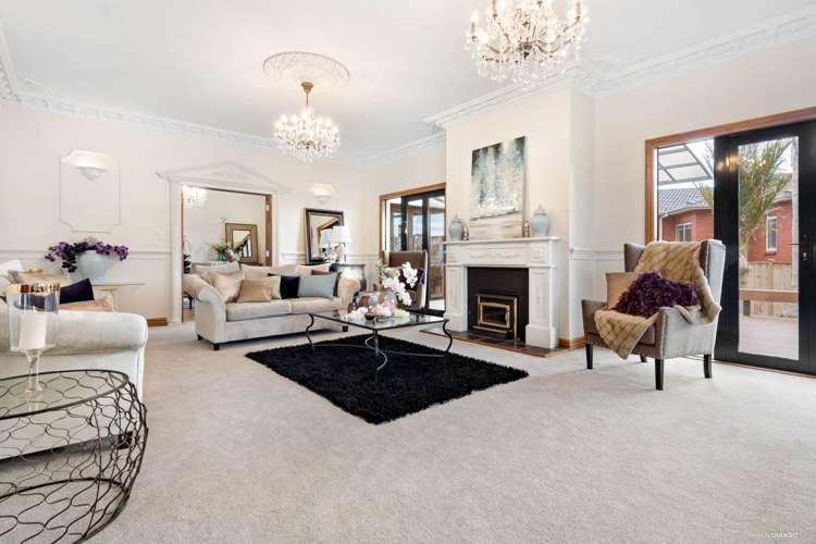 51 Bernard Magnus Lane Greenhithe_5