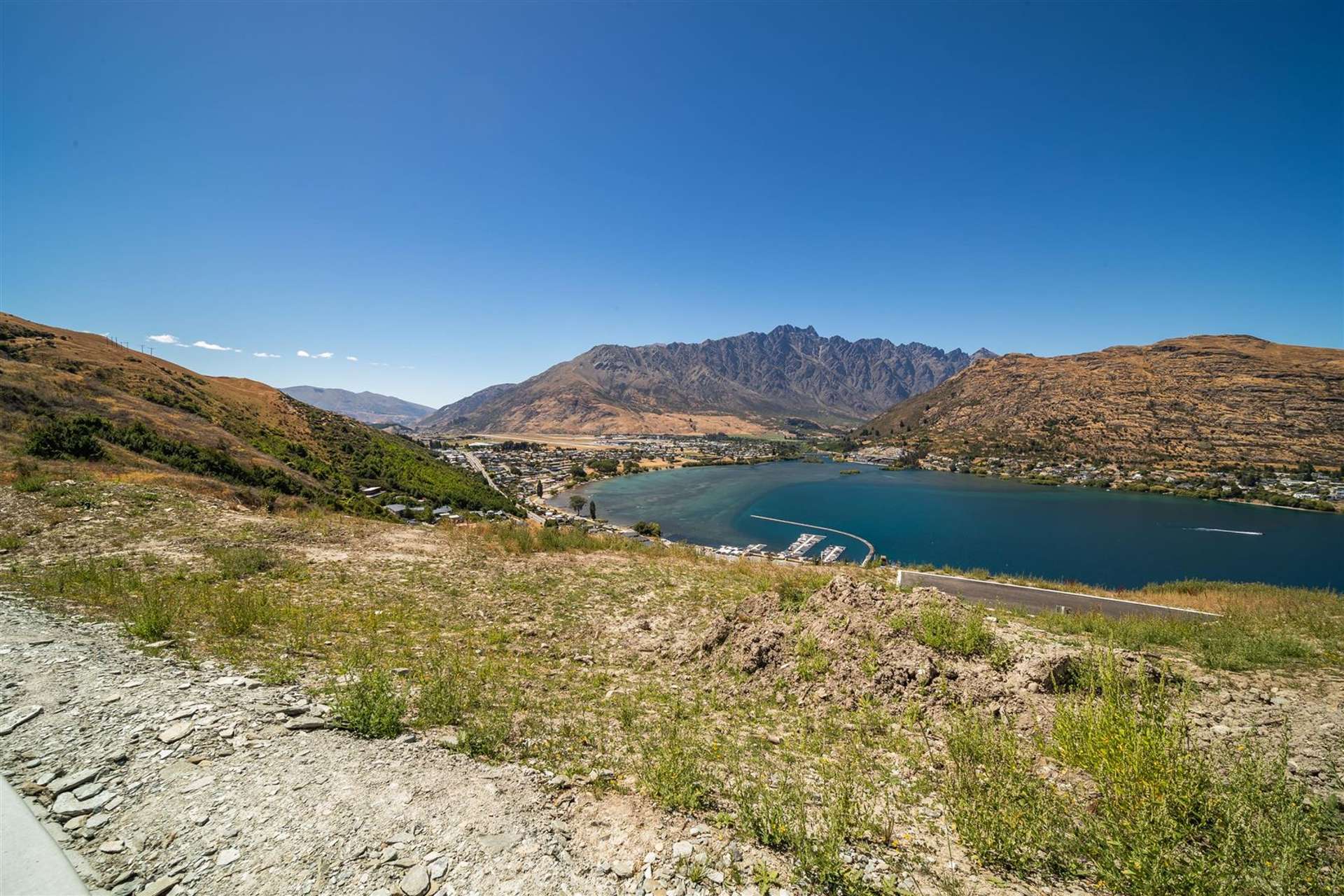 6 Lobb Lane Queenstown Hill_0