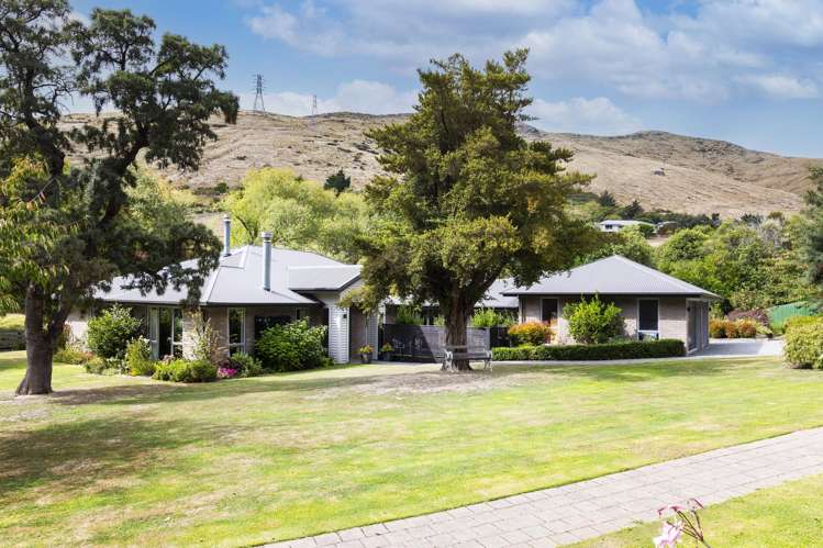 69 Avoca Valley Road_2