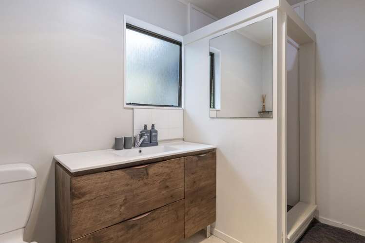 26 Taringa Avenue Kuratau_13