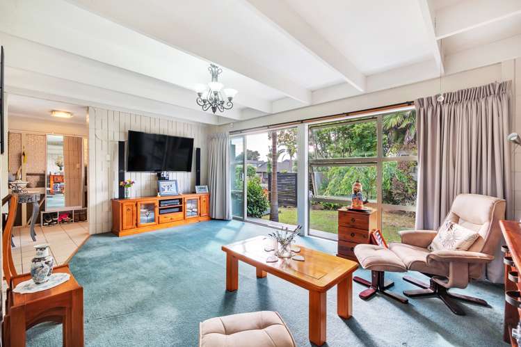 85 Carnoustie Drive Wattle Downs_2