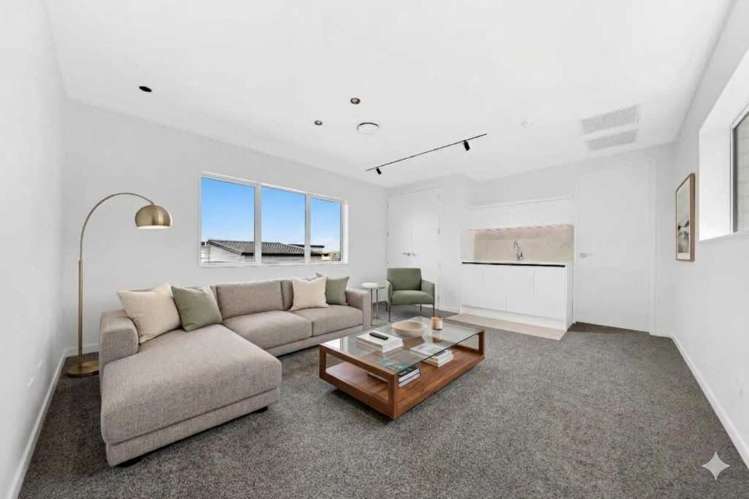 5 Hapukupuku Avenue Beachlands_21