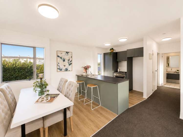 98/7 Kelvin Hart Drive East Tamaki_7