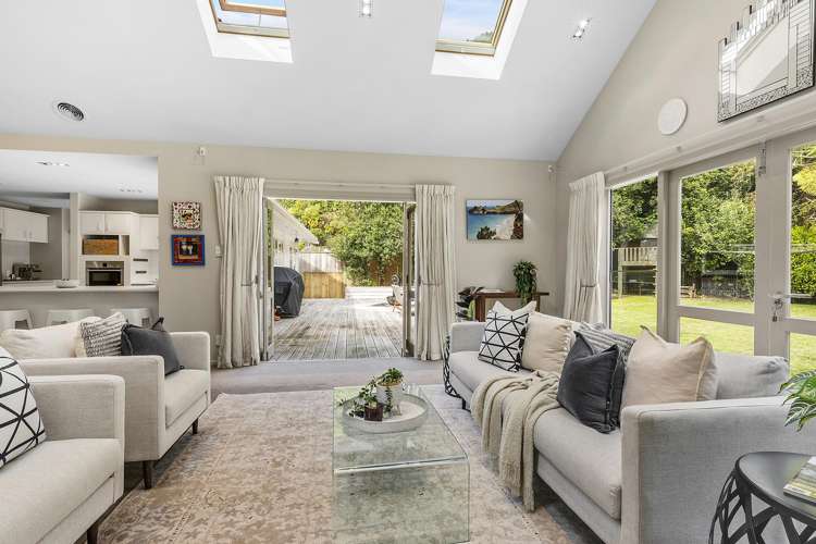 8 Saint Annes Square Tawa_23