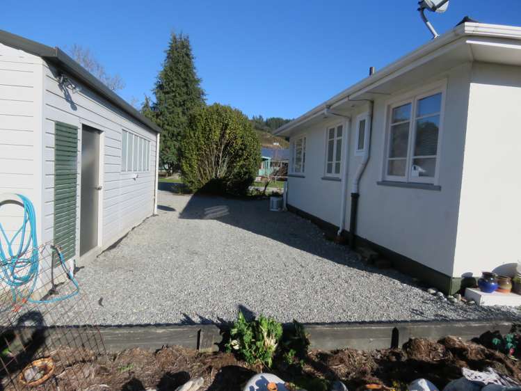 6 Cavell Street Reefton_16
