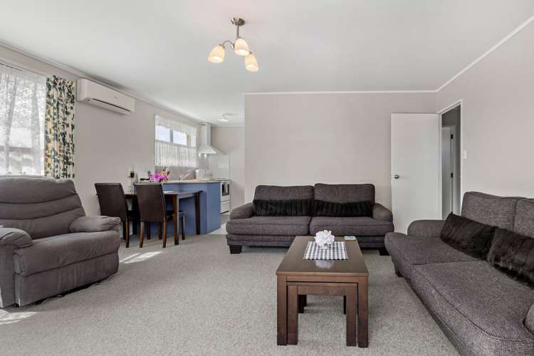 8a Bradley Place Nawton_5