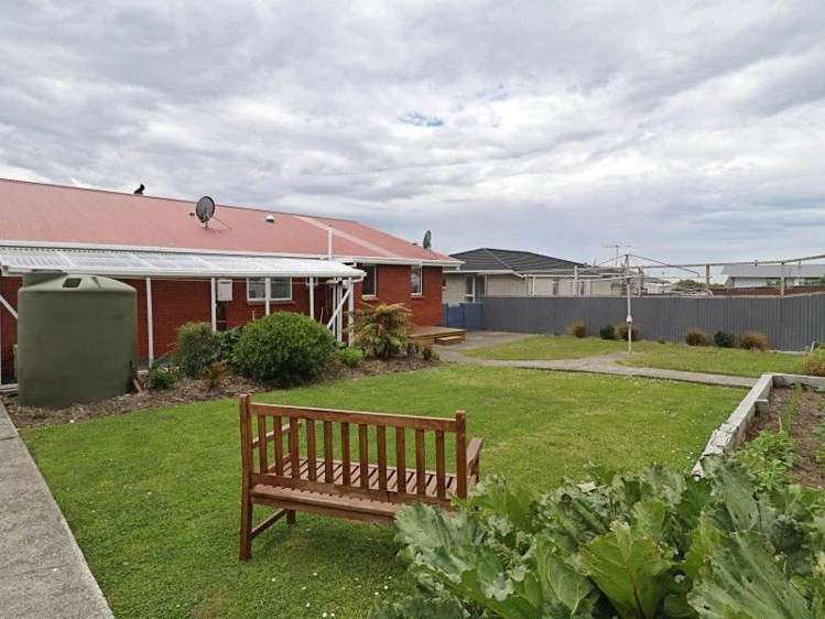 84 Lagan Street Bluff_19