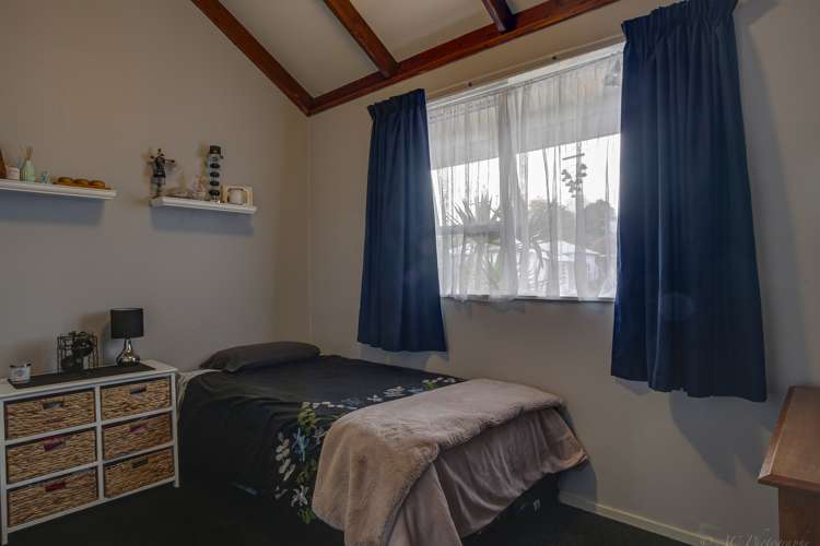 8 Roslyn Terrace West End_10