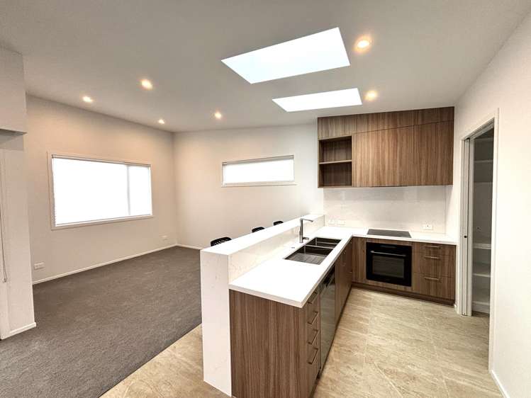 1/6 Sorrel Crescent Bucklands Beach_3