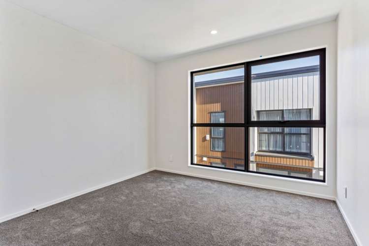 5/16 Williamson Avenue Belmont_11