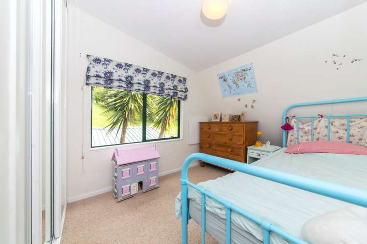 122 Laingholm Drive Laingholm_14