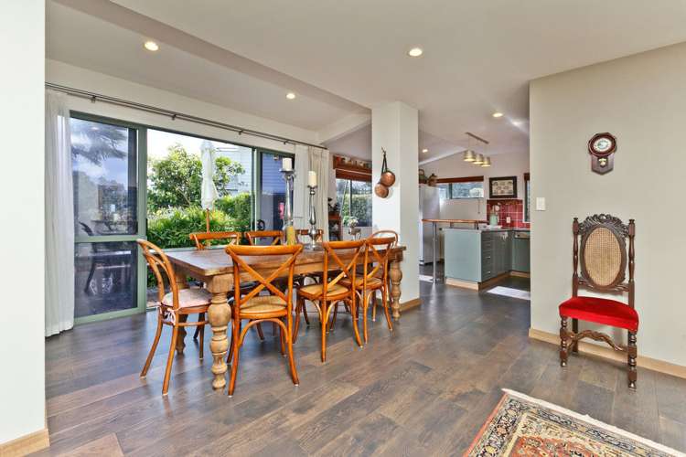 2/68 Aberdeen Road Campbells Bay_22