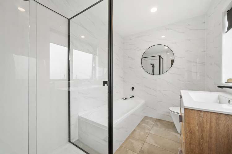 21c Howe Street Howick_19