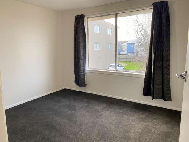 4/21 Olliviers Road Phillipstown_4