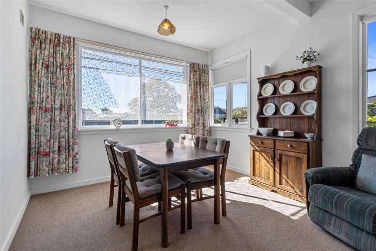 1/62 Bassett Street Burwood_6