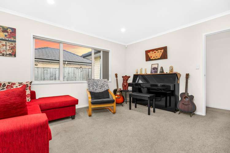 12 Lombardia Way Karaka_5