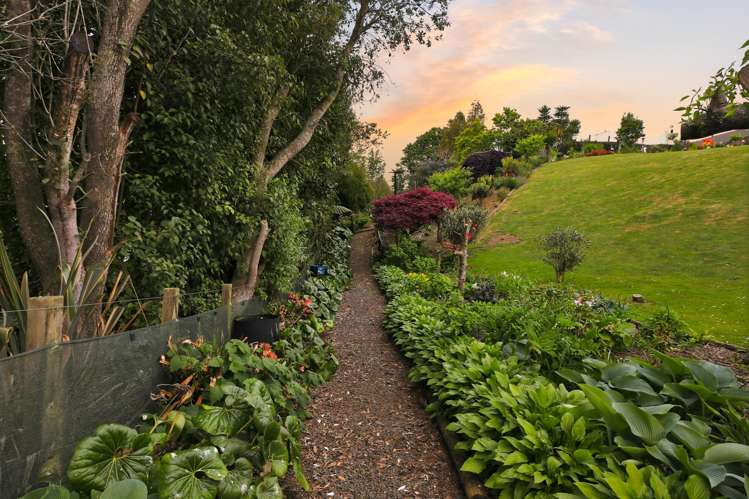 56 Golf Road Waitomo_18