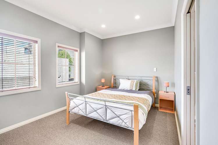 2E/11 London Street Hamilton Central_6