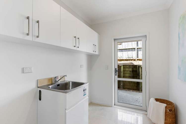 7 Deele Close Pinehill_24