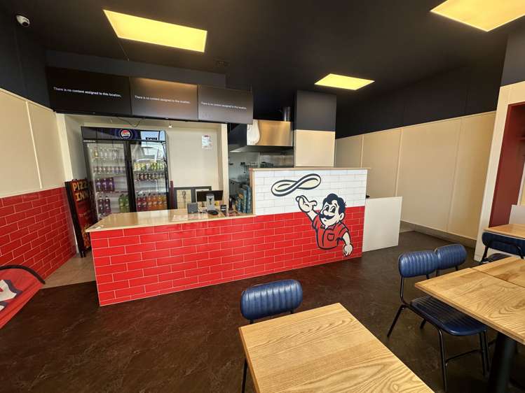 Shop 5/64 Ormiston Road East Tamaki_1