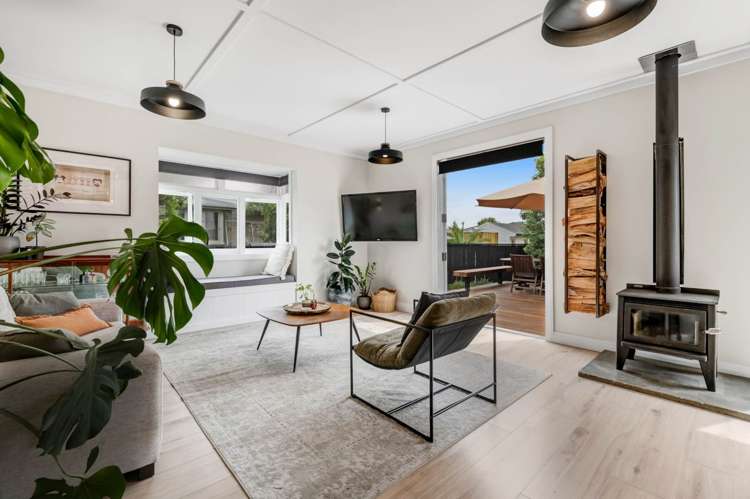 49a Parakai Avenue Helensville_7