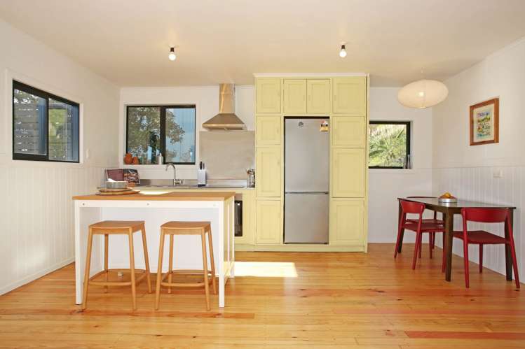 131 Maunsell Road Port Waikato_20