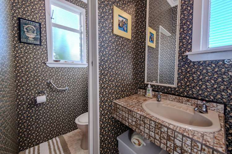 8 Matai Street Kaka Point_8