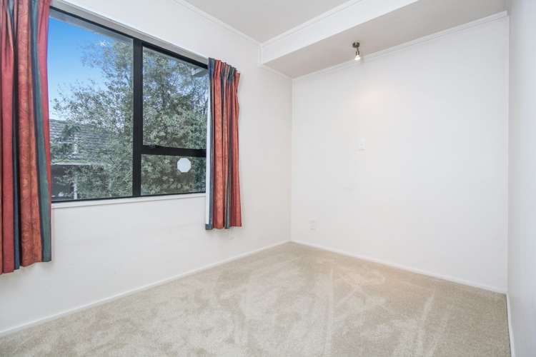 1/25 Fernwood Grove Bayview_11