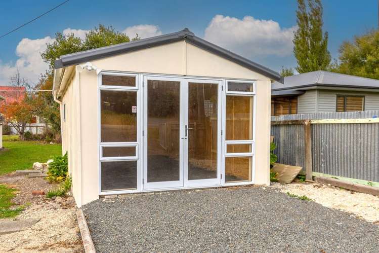 8 Dundas Street Porangahau_11