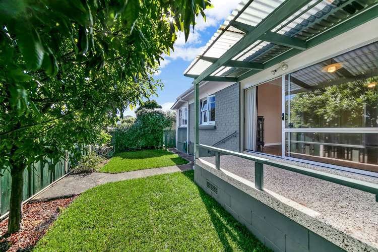 3/33 Tawhiri Road One Tree Hill_8