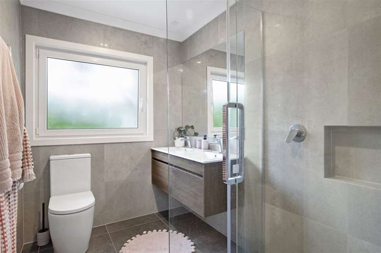 10 Litchfield Place Clarks Beach_13