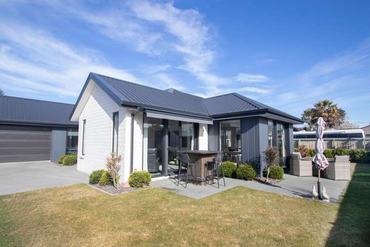 71 Racecourse Road Allenton_18