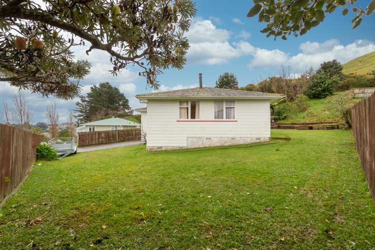 90a Corinna Street Waitangirua_11