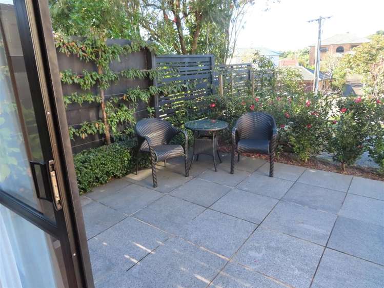 39 The Strand Onetangi_5