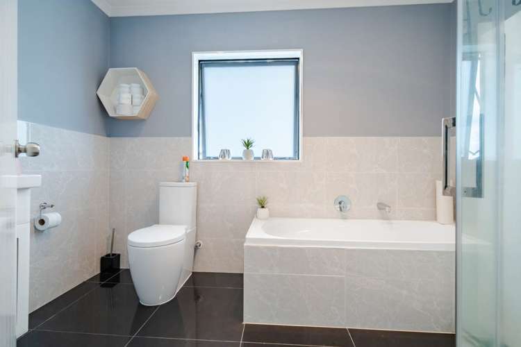 10 Millcroft Lane Ranui_12