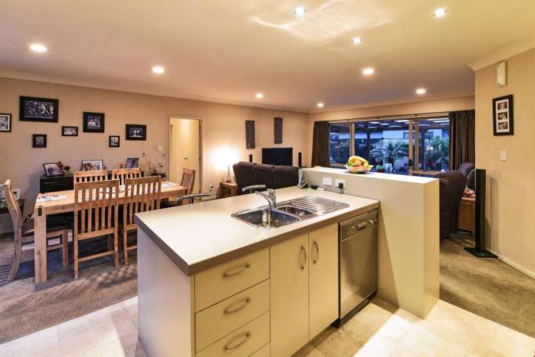 29 Stranraer Crescent Wattle Downs_23