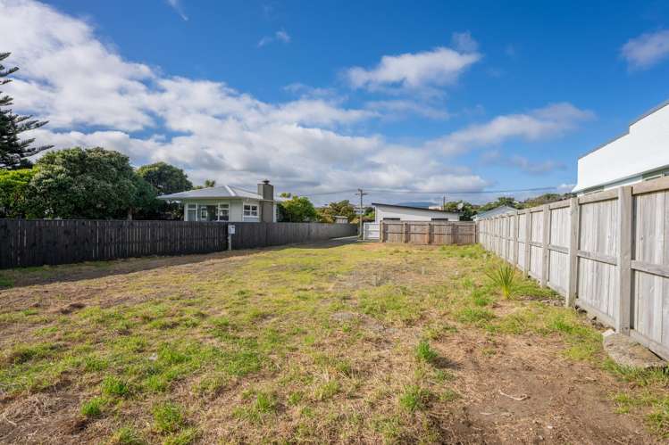 57 Manly Street Paraparaumu Beach_19