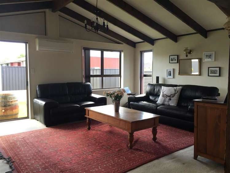 6 Neagle Place Greenmeadows_8