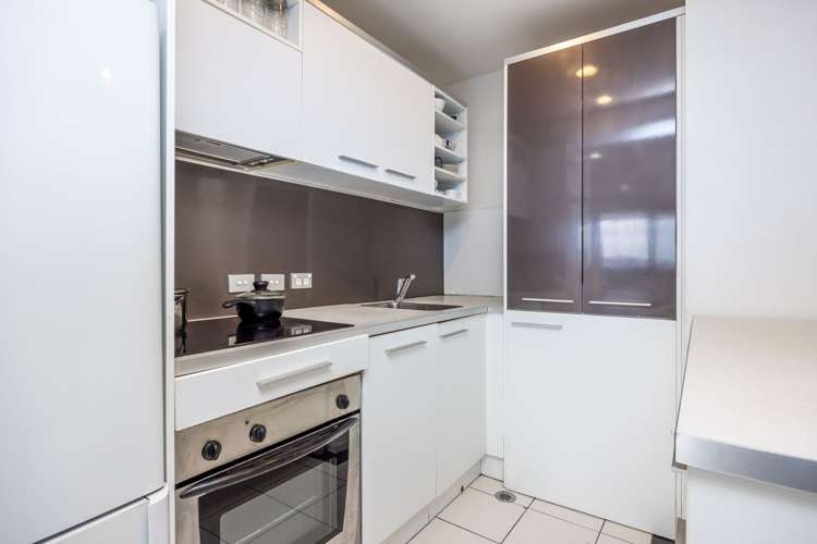 702/17 Vogel Lane Auckland Central_6