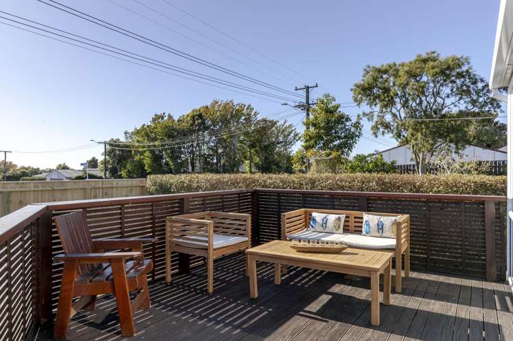 26A Cowling Road Hurdon_23