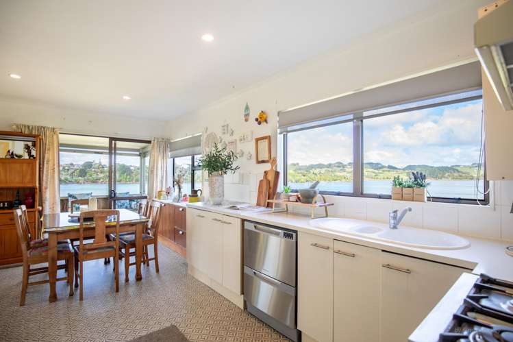 48 Wainui Road Raglan_11