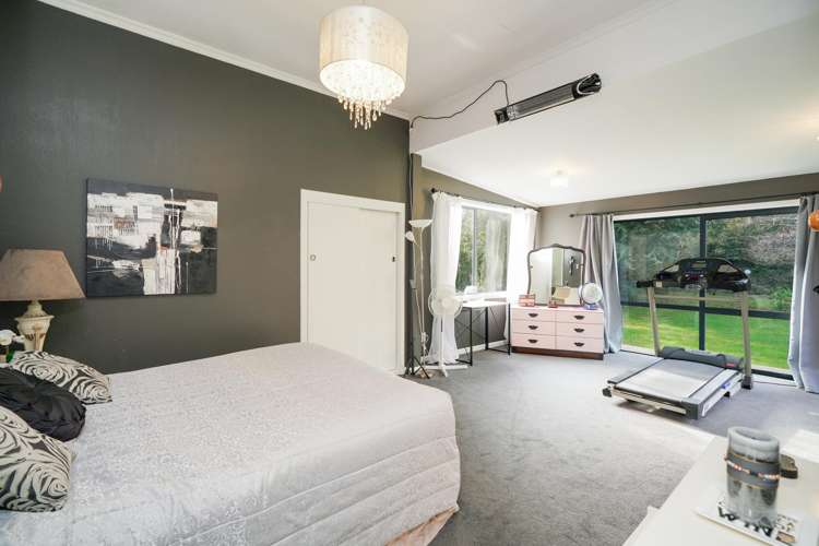 215 Rakahouka Grove Bush Road Winton Surrounds_18