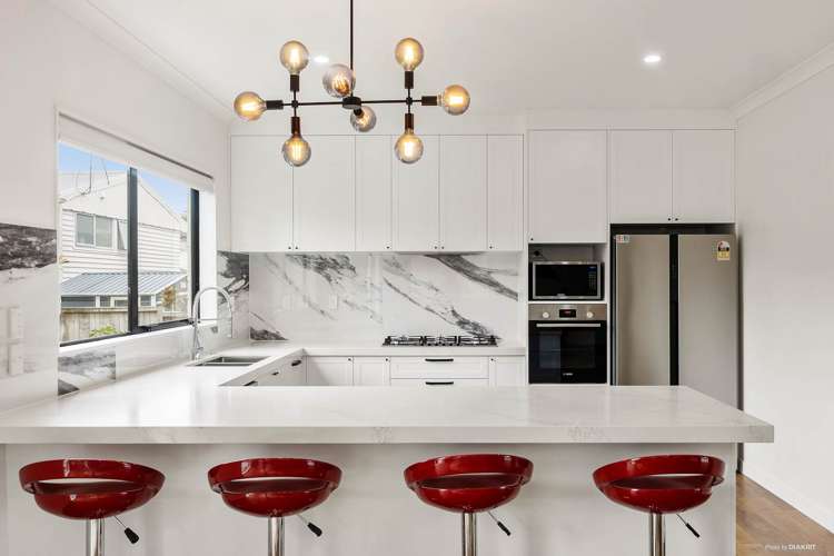 1 Pickett Avenue Sandringham_6