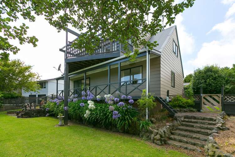 3 Lindaver Grove Merrilands_13