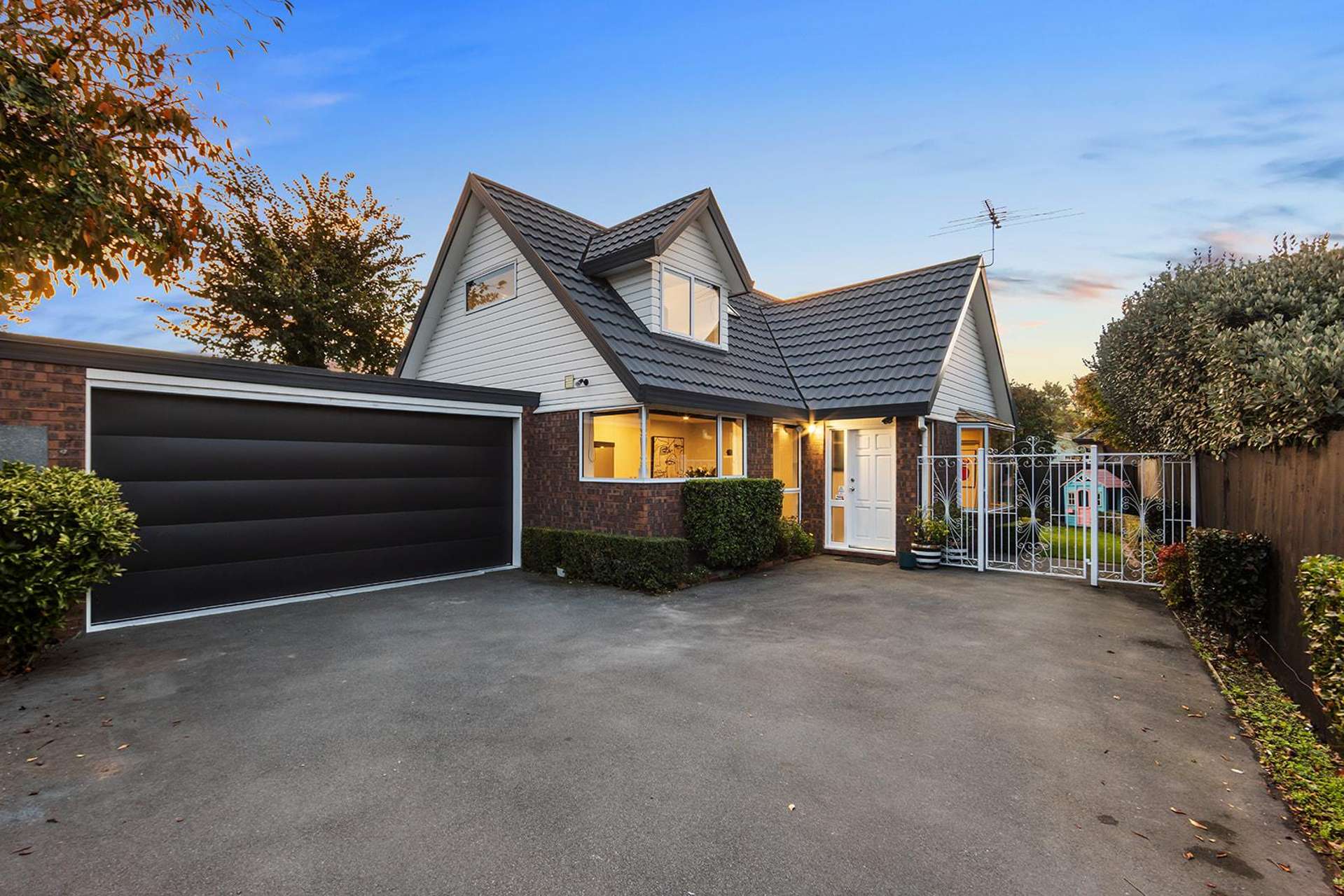 2/8 Galway Avenue Bryndwr_0