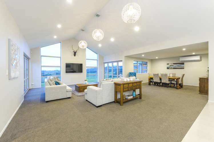 450 Monument Road Clevedon_17