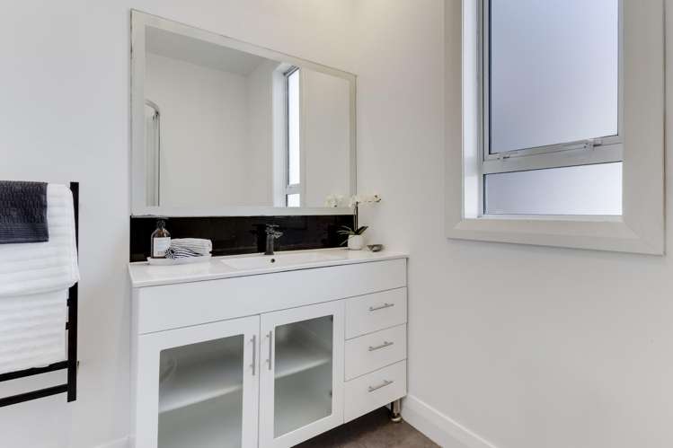 17 Ranelagh Street Karori_9